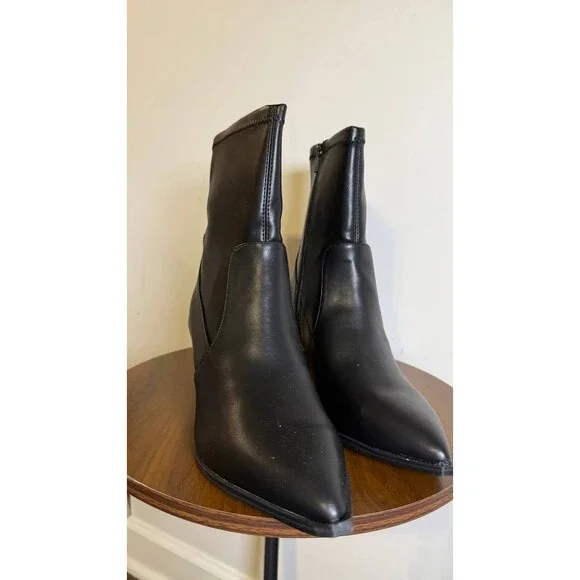 DV Dolce Vita Black Polyurethane Heeled Booties 9M New in Box MSRP $89 - Picture 14 of 14